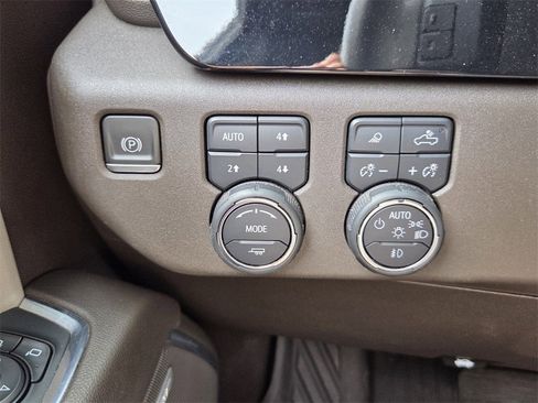 Used 2023 Chevrolet Silverado 1500 RST image 31