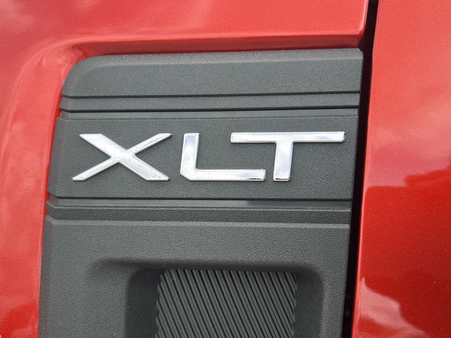 Used 2023 Ford Maverick XLT FWD image 32