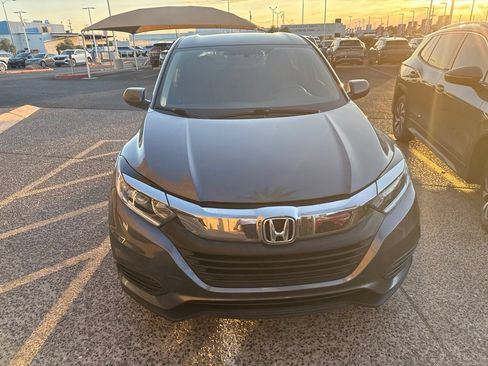 Used 2021 Honda HR-V LX image 9