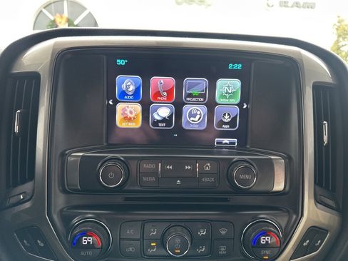 Used 2018 Chevrolet Silverado 1500 LT w/ Redline Edition image 11