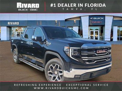 New 2026 GMC Sierra 1500 SLT w/ SLT Premium Package