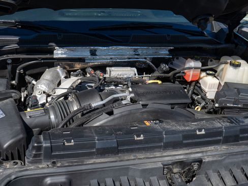 Used 2020 Chevrolet Silverado 3500 High Country image 20