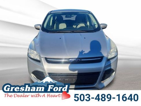 Used 2015 Ford Escape SE image 8
