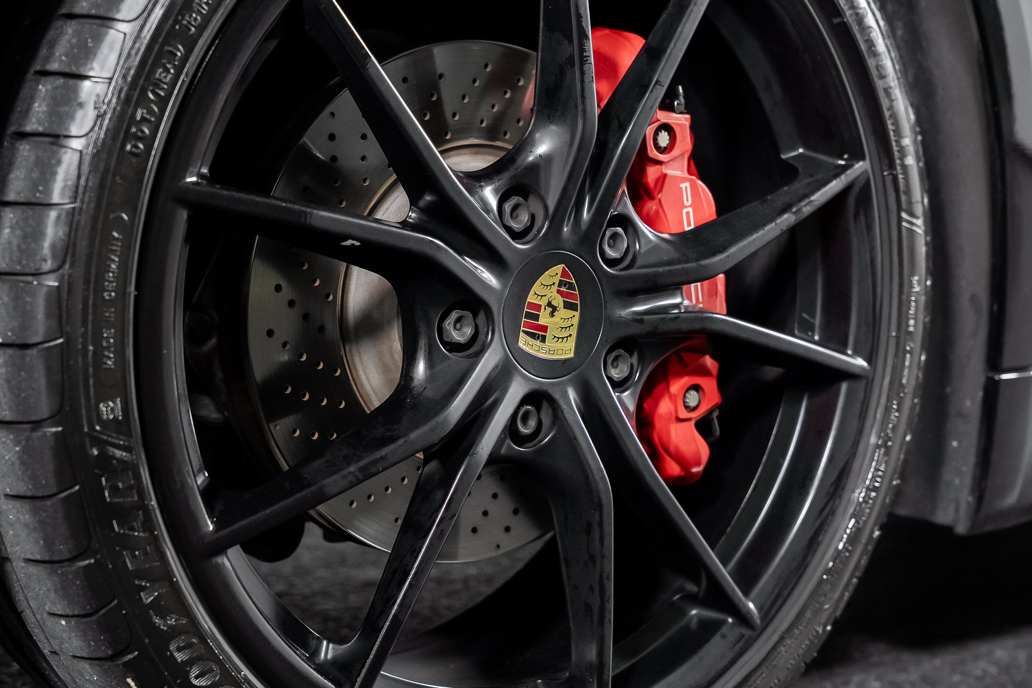 Used 2018 Porsche 718 Cayman S RWD image 16