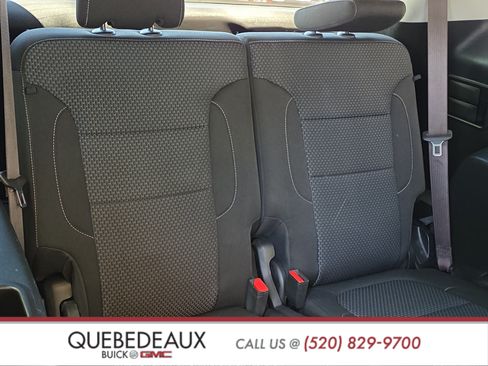Used 2022 GMC Acadia SLE FWD image 29
