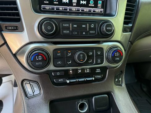 Used 2016 Chevrolet Suburban LT AWD/4WD image 25