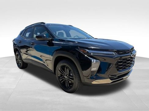 New 2026 Chevrolet Trax ACTIV w/ Driver Confidence Package FWD image 3