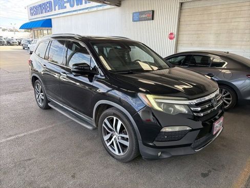 Used 2016 Honda Pilot Touring image 3