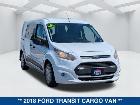 Used 2018 Ford Transit Connect XLT image 2