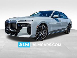 Used 2025 BMW 740i xDrive video 1