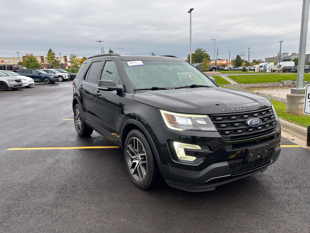 Certified 2017 Ford Explorer Sport w/ Equipment Group 401A AWD/4WD image 5