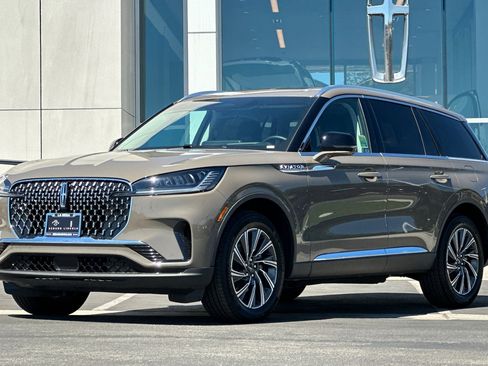 New 2025 Lincoln Aviator AWD w/ Equipment Group 101A image 7