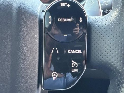 Used 2018 Land Rover Range Rover Sport Supercharged image 29