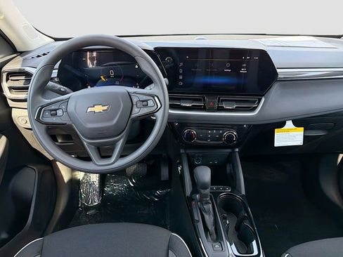 New 2026 Chevrolet TrailBlazer LT FWD image 22