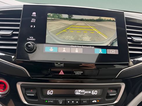Used 2019 Honda Pilot Elite image 18
