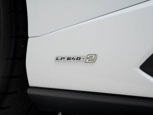 Used 2023 Lamborghini Huracan Tecnica RWD image 40