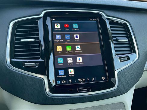 Used 2024 Volvo XC90 T8 Plus image 39