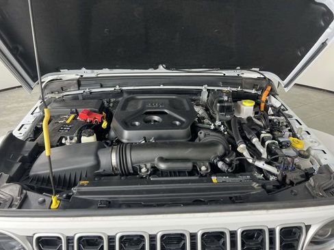 Used 2025 Jeep Wrangler Unlimited Sahara w/ Safety Group AWD/4WD image 30