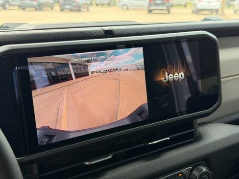 New 2026 Jeep Gladiator Sport AWD/4WD image 32