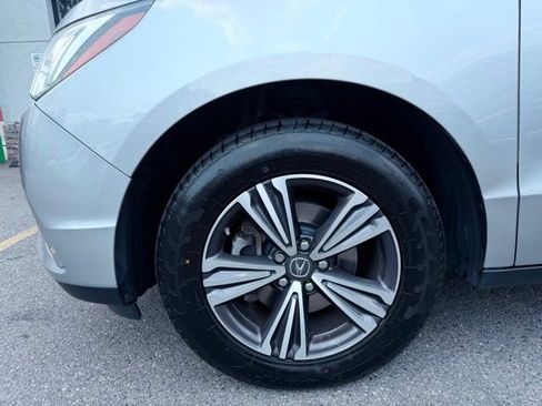 Used 2018 Acura MDX SH-AWD image 39