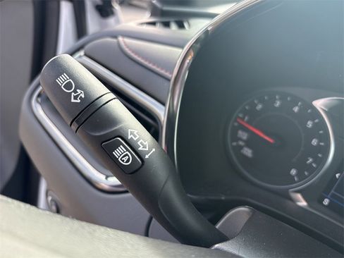 Used 2022 Chevrolet Equinox RS image 22