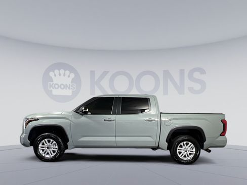 Used 2024 Toyota Tundra SR5 w/ SR5 Premium Package AWD/4WD image 7