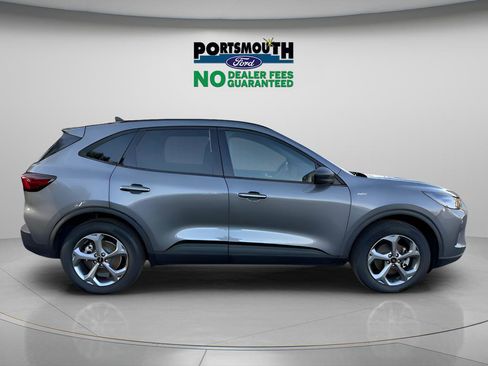 Used 2025 Ford Escape ST-Line w/ Tech Pack #1 image 7