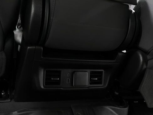 Used 2024 GMC Sierra 2500 SLE w/ SLE Value Package image 24