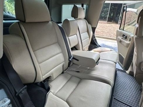 Used 2004 Land Rover Discovery SE AWD/4WD image 9