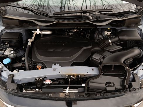 Certified 2023 Honda Odyssey Sport image 49