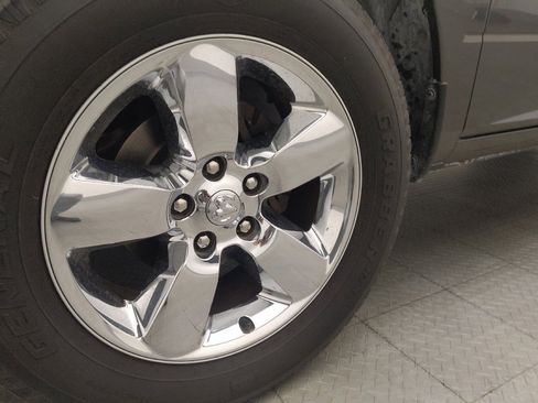 Used 2019 RAM 1500 Big Horn RWD image 31