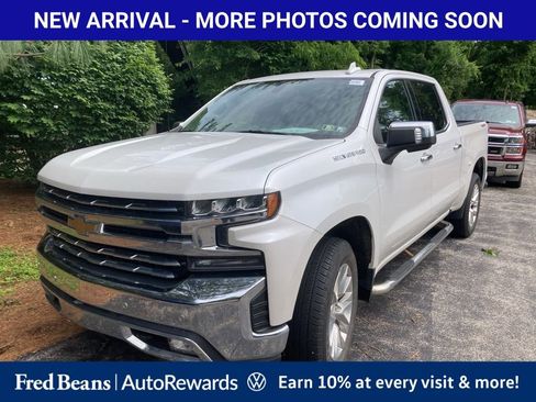 Used 2019 Chevrolet Silverado 1500 LTZ w/ LTZ Plus Package AWD/4WD image 3