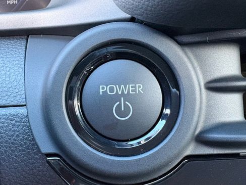 New 2026 Toyota Crown Signia image 19