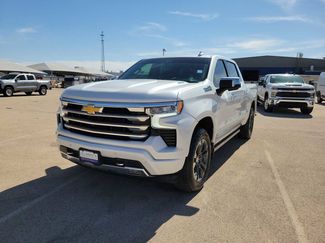 Used 2023 Chevrolet Silverado 1500 High Country w/ Technology Package AWD/4WD video 4