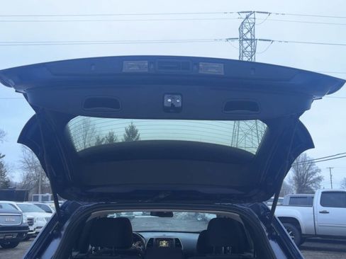 Used 2016 Jeep Cherokee Sport image 15