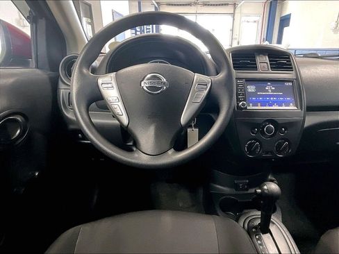 Used 2019 Nissan Versa S Plus FWD image 17