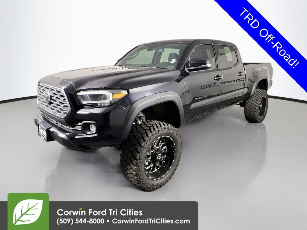 Used 2022 Toyota Tacoma TRD Off-Road w/ Technology Package AWD/4WD image 5