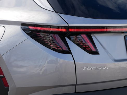 Certified 2025 Hyundai Tucson SEL image 17