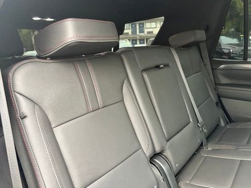 Used 2023 Chevrolet Tahoe RST AWD/4WD image 31