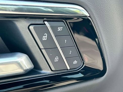 New 2026 Chevrolet Suburban RST w/ RST Capability Package AWD/4WD image 24