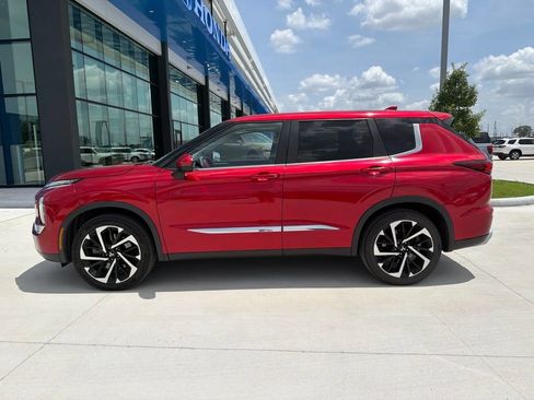 Used 2022 Mitsubishi Outlander SE AWD/4WD image 7