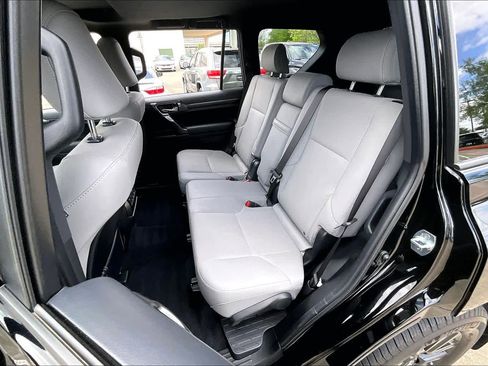 Used 2023 Lexus GX 460 w/ Black Line Special Edition AWD/4WD image 21