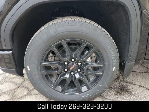 New 2026 GMC Sierra 1500 Elevation image 31