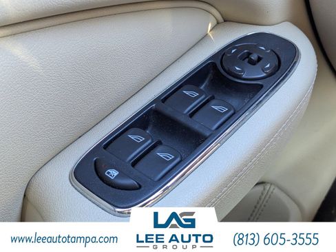 Used 2005 Jaguar XJ8 image 23