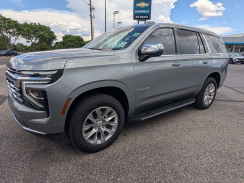Used 2025 Chevrolet Tahoe Premier w/ Sun And Tow Package AWD/4WD image 1