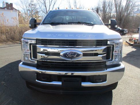 Used 2019 Ford F250 XL w/ STX Appearance Package image 3