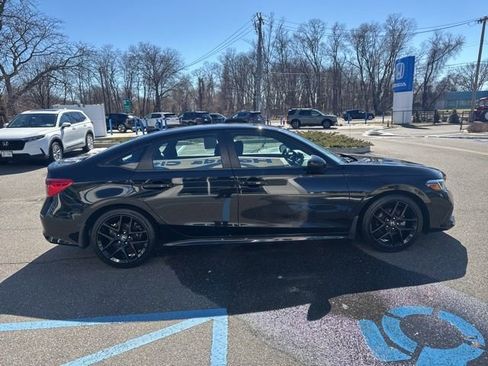 Used 2023 Honda Civic Sport image 9