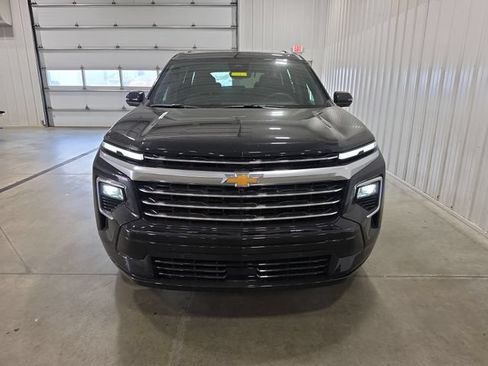 Used 2026 Chevrolet Traverse High Country w/ LPO, Floor Liner Package AWD/4WD image 3
