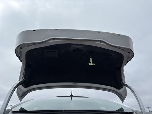 Used 2017 Ford Fusion SE image 31