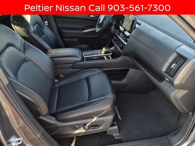 Certified 2023 Nissan Pathfinder SL w/ SL Premium Package FWD image 11